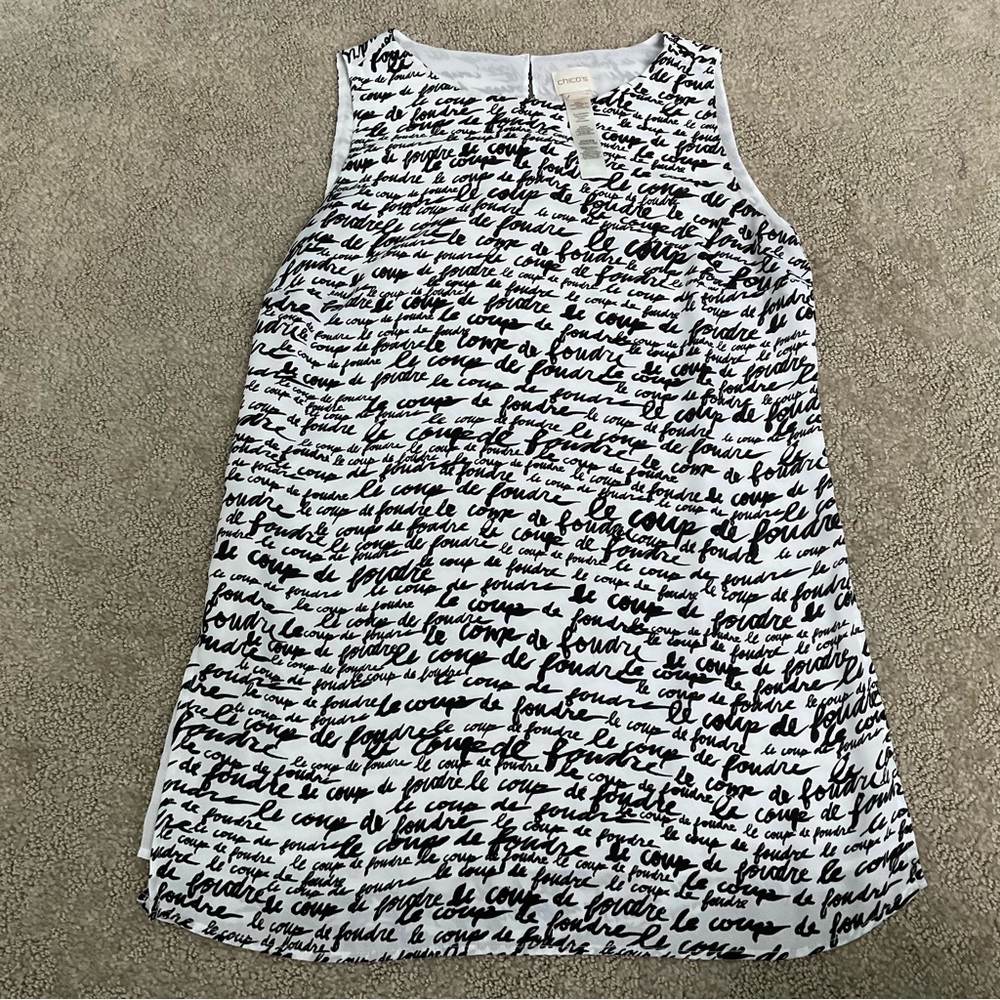 Chico's Sleeveless Black, White Coup De Foudre Script Keyhole Blouse Size O US S